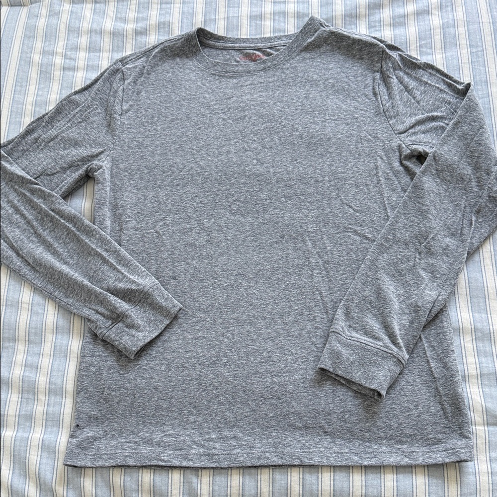 CAT & JACK Gray Long Sleeve Tee size L (12/14)